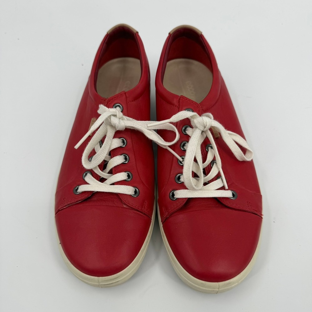 ECCO Soft 7 Sneaker Modern Women Size 41 Red Leather Comfort Walking Shoe